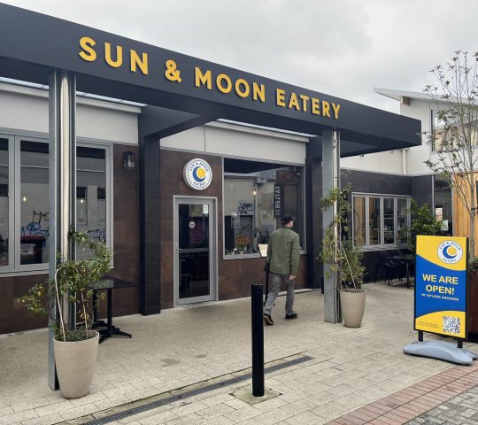 Sun and Moon Eatery